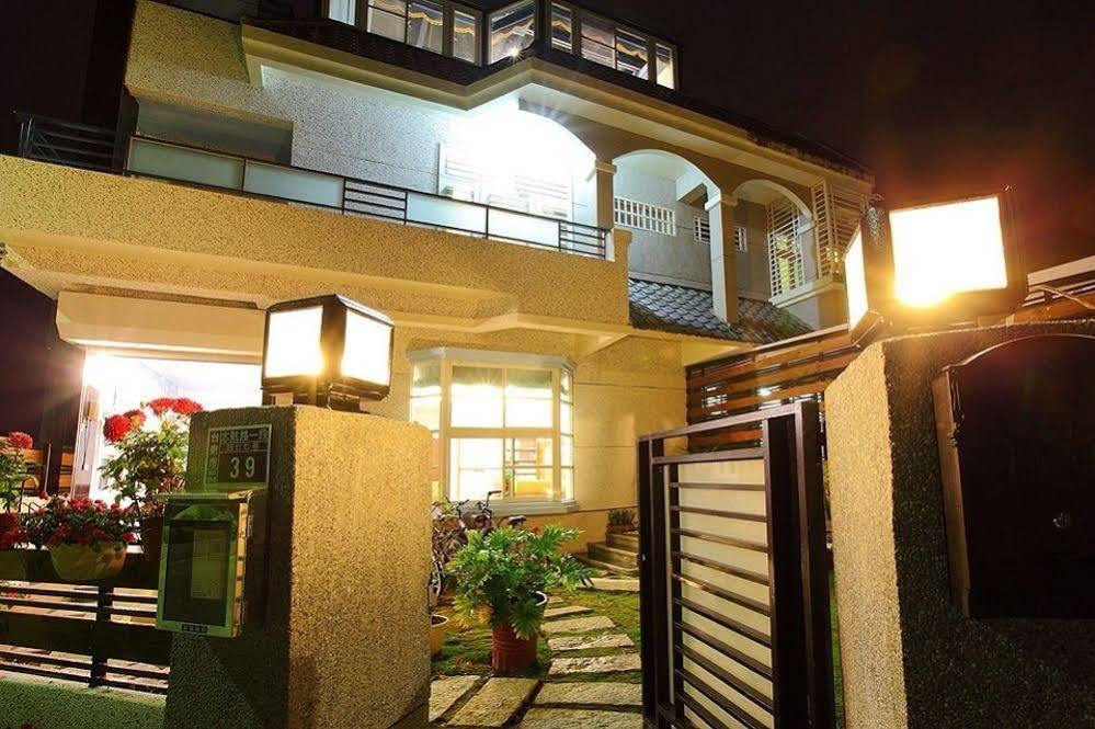 My Starry Bed And Breakfast Taitung Bagian luar foto